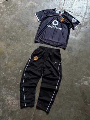 Black Manchester united 2006 C.Ronaldo tracksuit